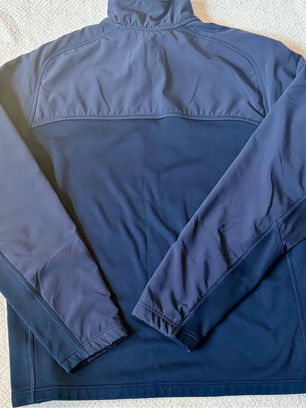 Nike✔️Quarter-Zip Performance Pullover🌨️ - Picture 2 of 6